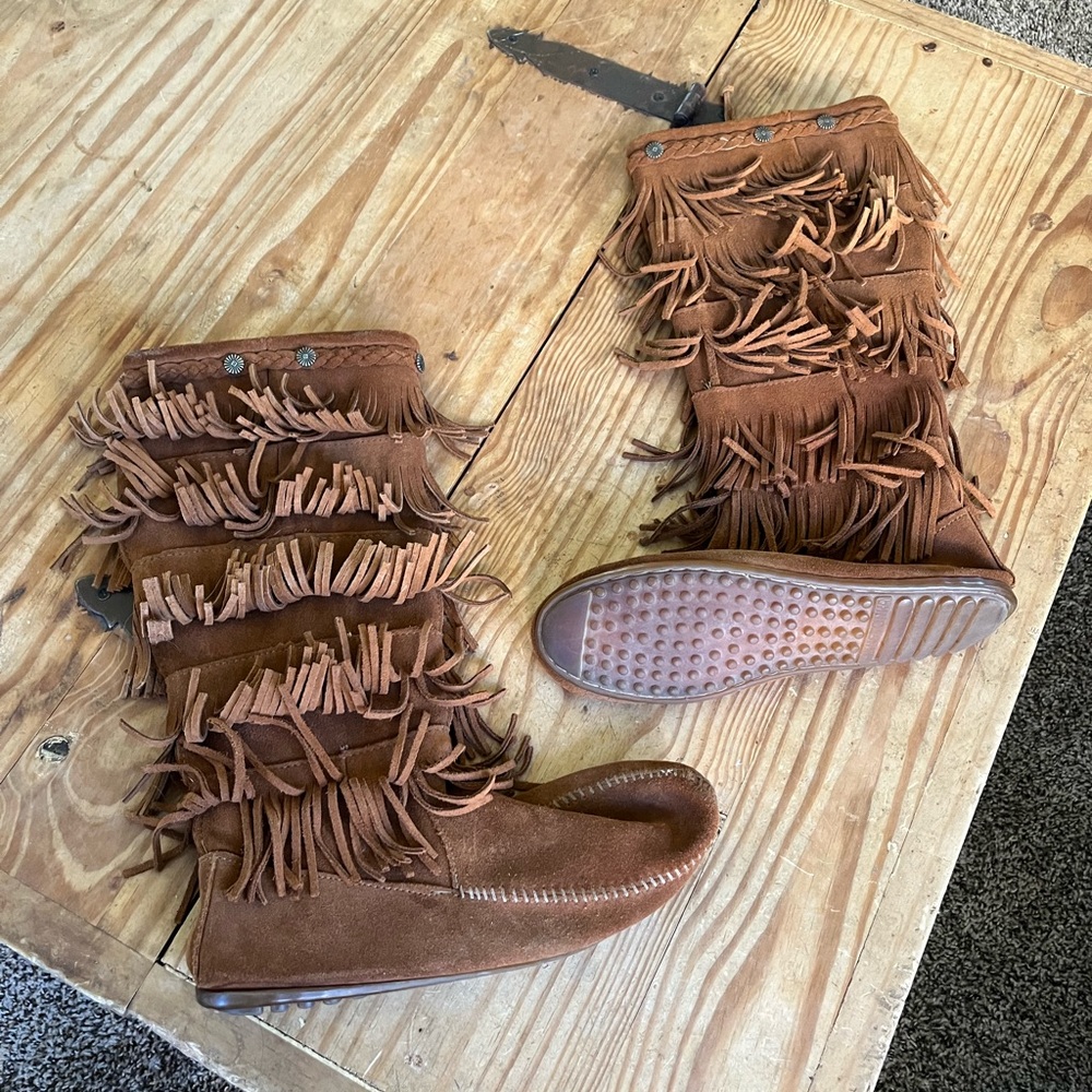 Minnetonka Junk Gypsy Moccasin Boots